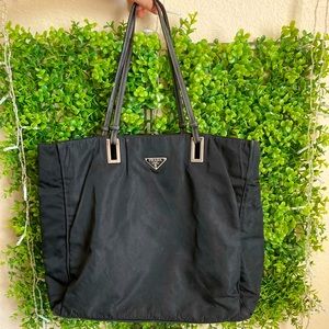 ❤️ Prada Nylon Vintage Shoulder Bag ❤️